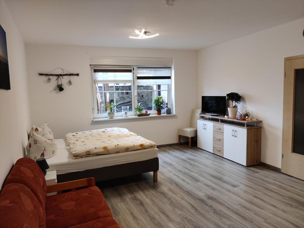 Ferienwohnung Brunow "In Der Natur Zuhause" Neundorf  Экстерьер фото